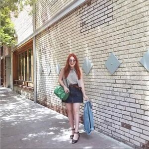 Madewell Utility Full Zip Mini Denim Skirt. 25.